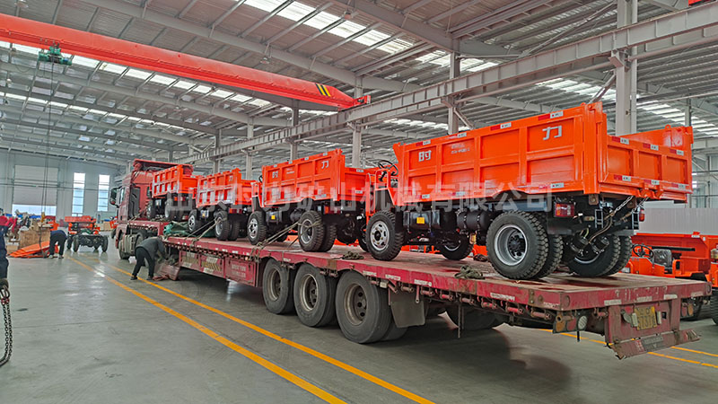 4臺(tái)8噸井下運(yùn)礦車(chē)發(fā)往貴州